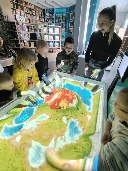 Приглашаем познать мир